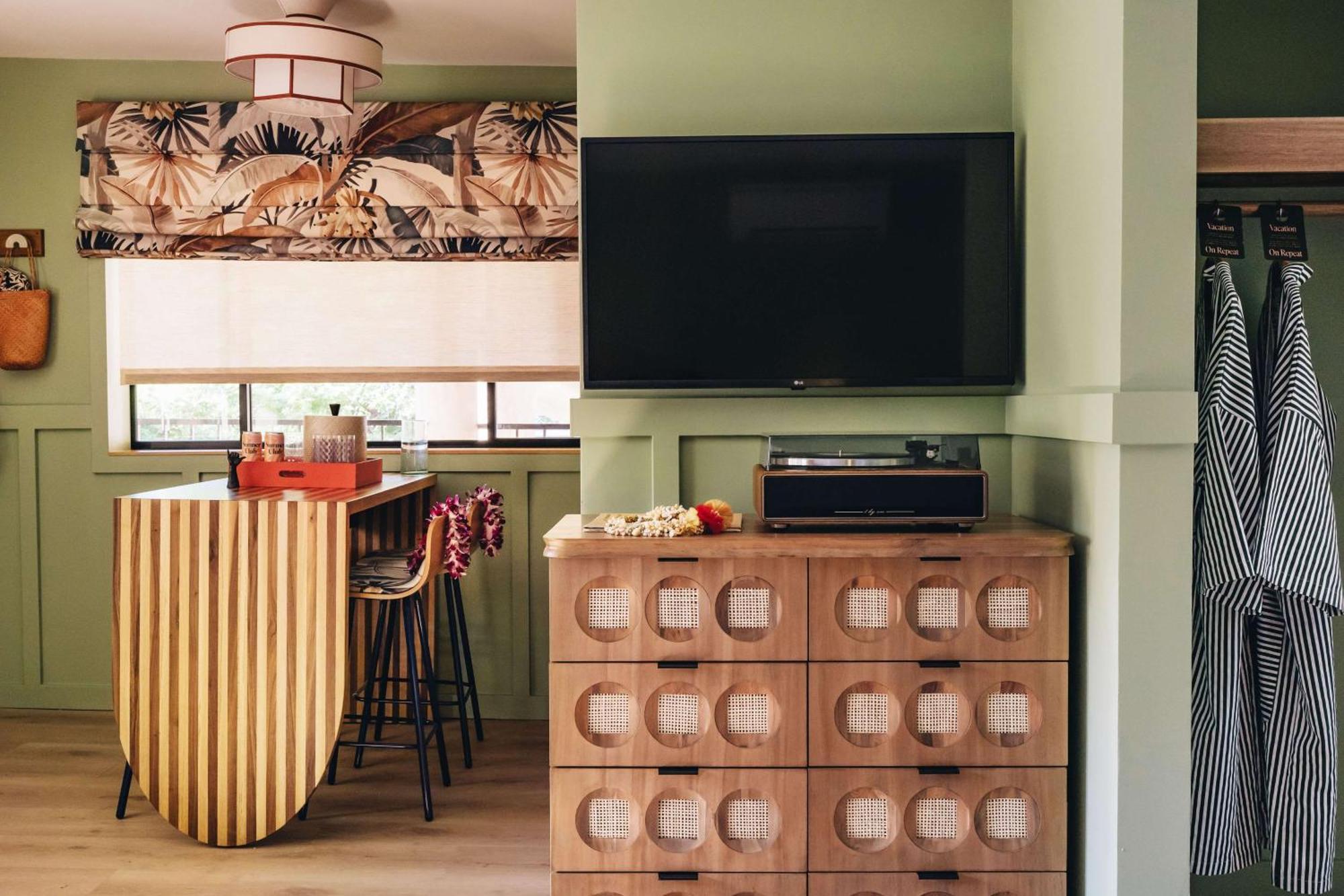 Wayfinder Waikiki - Voted Top 10 Best Hotels In Hawaii! Honolulu Exterior foto