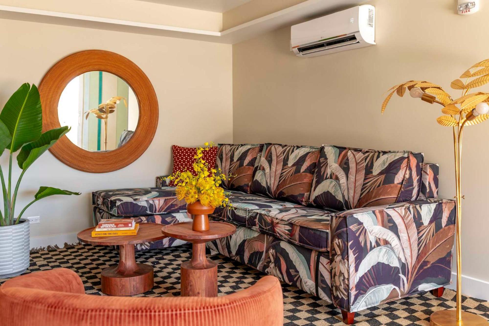 Wayfinder Waikiki - Voted Top 10 Best Hotels In Hawaii! Honolulu Exterior foto
